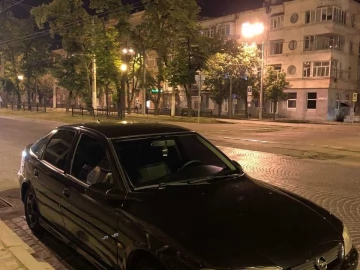 Авто Opel Vectra 2000 № 7400101