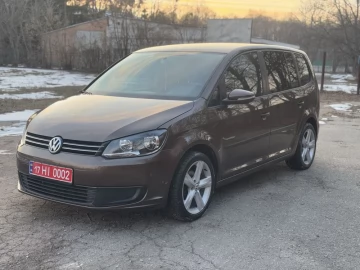 Авто Volkswagen Touran 2013 № 7400158