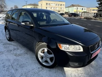 Авто Volvo V50 2008 № 7402810
