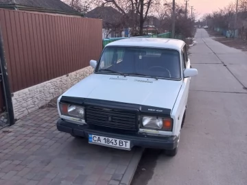 Авто ВАЗ 2107 1990 № 7403042