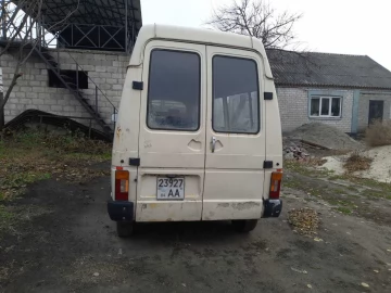Авто Renault Trafic 1986 № 7403067