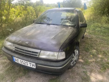 Авто Opel Vectra 1992 № 7403651
