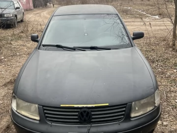 Авто Volkswagen Passat Sedan 1998 № 7404406