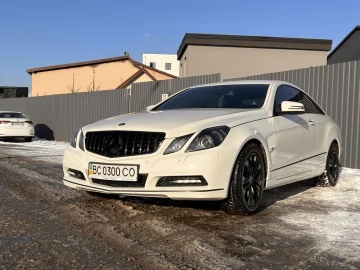 Авто Mercedes E Серия 2011 № 7404465