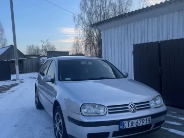 Авто Volkswagen Golf 2000 № 7408647