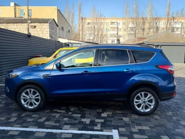 Авто Ford Escape 2017 № 7408707