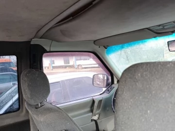 Авто Volkswagen Transporter 2000 № 7408746