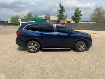 Авто Honda Pilot 2016 № 7409019