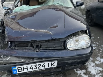 Авто Volkswagen Golf 1998 № 7409418