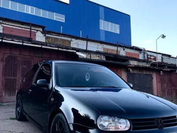 Авто Volkswagen Golf 1999 № 7411160