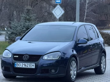 Авто Volkswagen Golf 2004 № 7411250