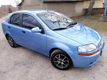 Авто Chevrolet Aveo 2005 № 7411746