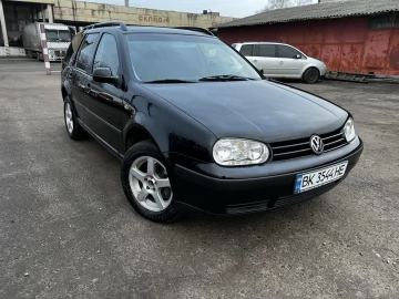 Авто Volkswagen Golf 2000 № 7413028