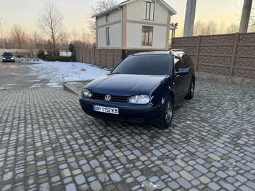 Авто Volkswagen Golf 2000 № 7413050