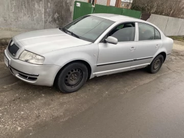 Авто Skoda Superb 2002 № 7413867