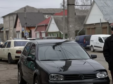 Авто Volkswagen Golf 2000 № 7414909