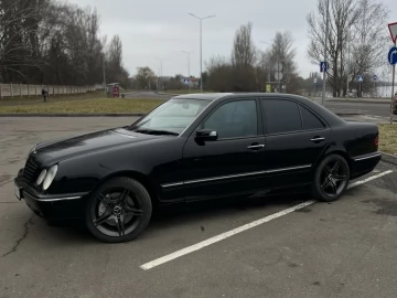 Авто Mercedes E Серия 2000 № 7417286