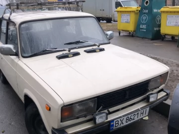 Авто ВАЗ 2105 1995 № 7418353