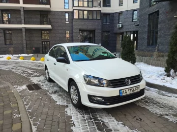 Авто Volkswagen Polo 2019 № 7419506
