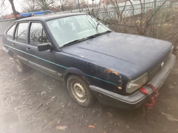 Авто Volkswagen Passat Hatchback 1988 № 7419696