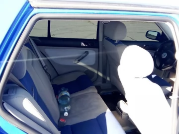 Авто Volkswagen Golf 2000 № 7420181