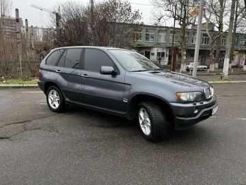 Авто BMW X5 2003 № 7420231