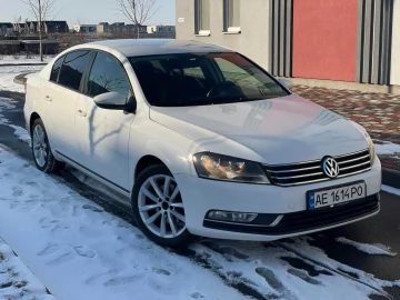 Авто Volkswagen Passat Sedan 2011 № 7421122