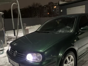 Авто Volkswagen Golf 1998 № 7423366