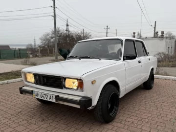 Авто ВАЗ 2105 1990 № 7423384