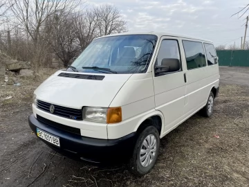 Авто Volkswagen Transporter 2000 № 7424554