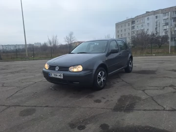 Авто Volkswagen Golf 1999 № 7424895