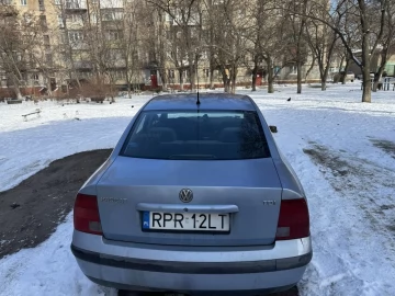 Авто Volkswagen Passat Sedan 1997 № 7426033