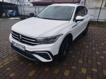 Авто Volkswagen Tiguan 2021 № 7426613