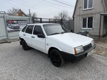 Авто ВАЗ 2109 1996 № 7427081