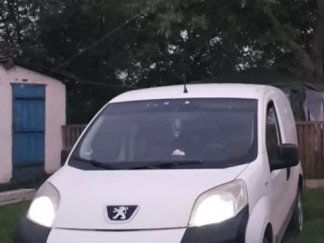Авто Peugeot Bipper 2009 № 7427084