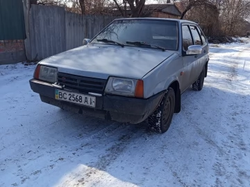 Авто ВАЗ 2109 1993 № 7427428