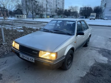 Авто Mazda 323 1989 № 7428118
