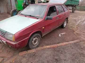 Авто ВАЗ 2109 1992 № 7428431
