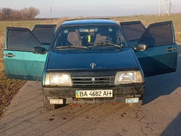 Авто ВАЗ 21099 2000 № 7428459