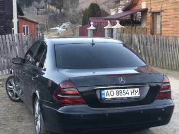 Авто Mercedes E Серия 2002 № 7430100