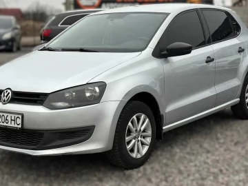 Авто Volkswagen Polo 2010 № 7430134