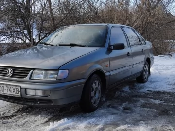 Авто Volkswagen Passat Sedan 1994 № 7430522