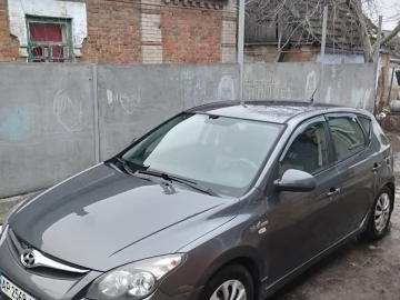 Авто Hyundai I30 2011 № 7431234