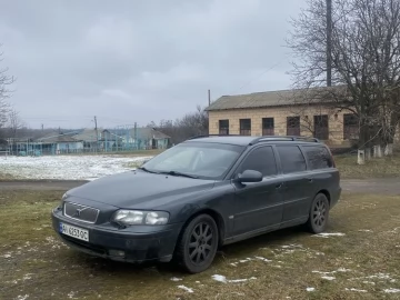 Авто Volvo V70 2000 № 7431712