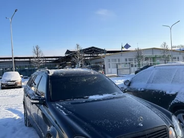 Авто Mercedes 320 2004 № 7431770