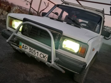 Авто ВАЗ 2107 1986 № 7432869