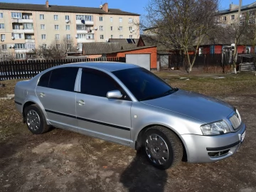 Авто Skoda Superb 2006 № 7434060