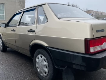 Авто ВАЗ 21099 1998 № 7434066