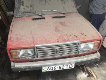 Авто ВАЗ 2107 1992 № 7434389