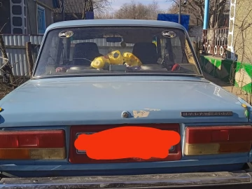 Авто ВАЗ 2107 1989 № 7434393